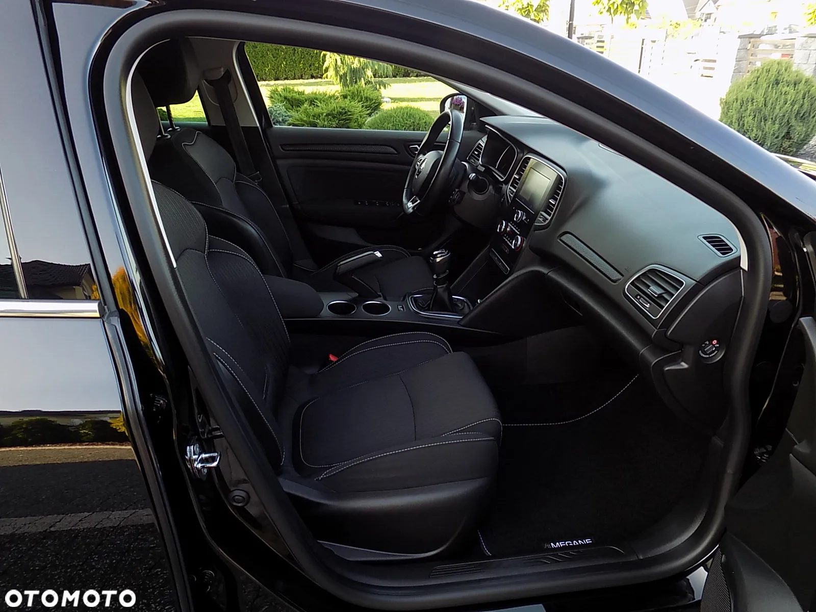 Renault Megane ENERGY TCe 100 LIMITED - 36
