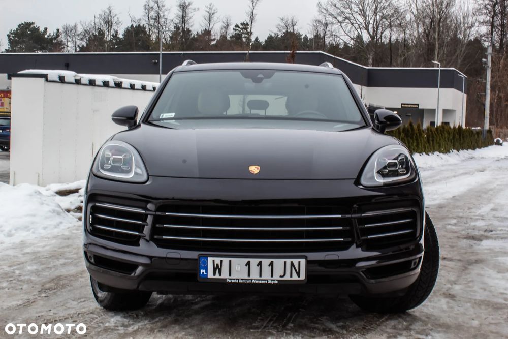 Porsche Cayenne Standard - 2
