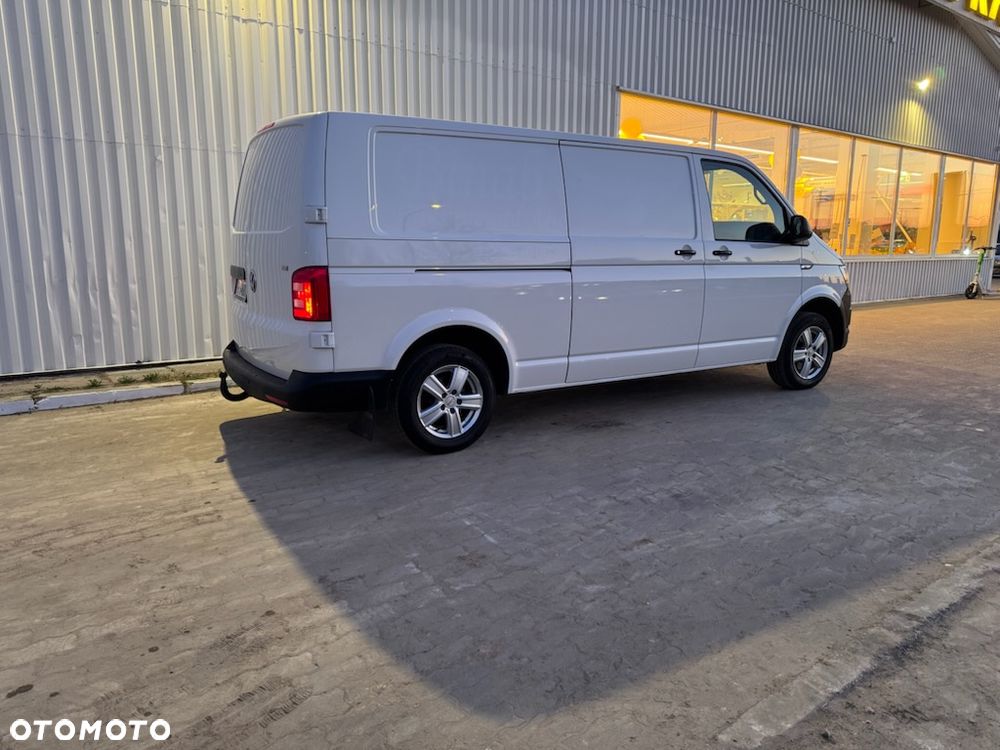 Volkswagen Transporter - 9