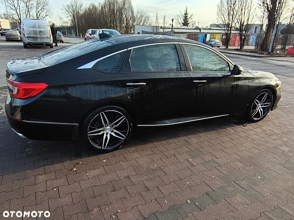 Honda Accord - 16