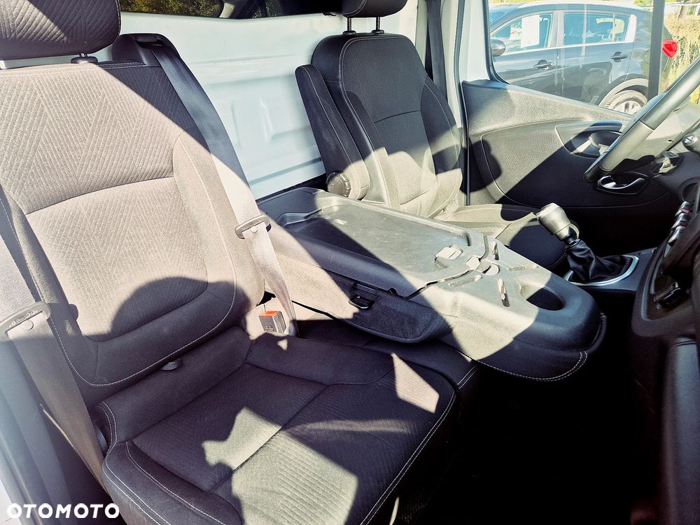 Renault TRAFIC - 27