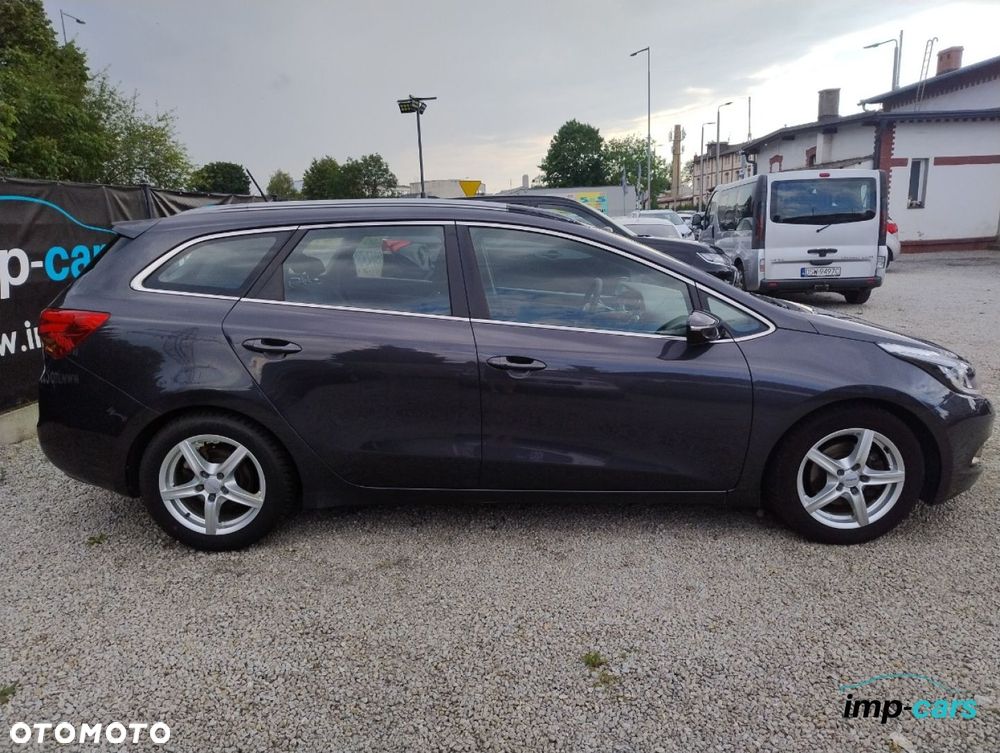 Kia Ceed - 5
