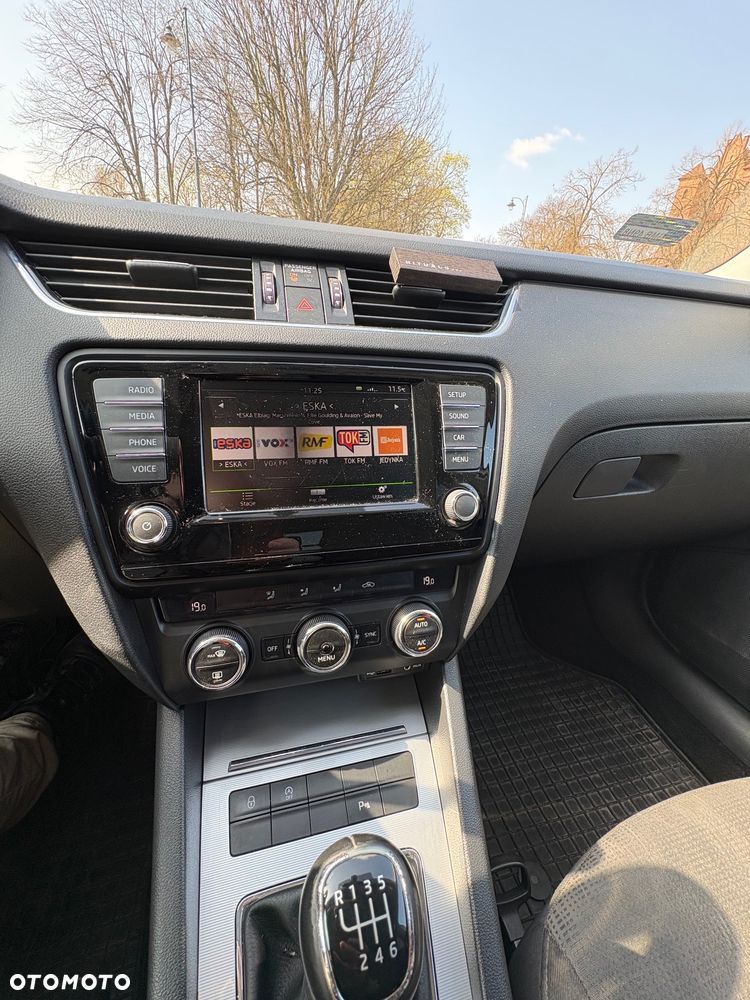 Skoda Octavia 2.0 TDI Ambition EU6 - 15