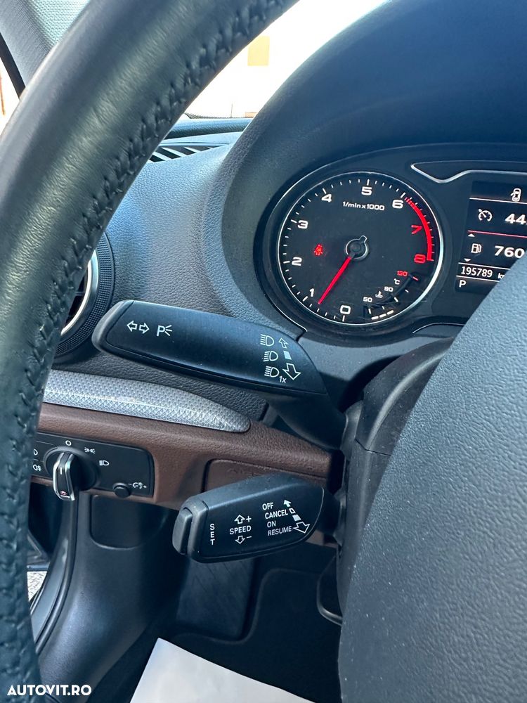 Audi A3 1.4 TFSI cylinder on demand Limousine S tronic Ambiente - 33