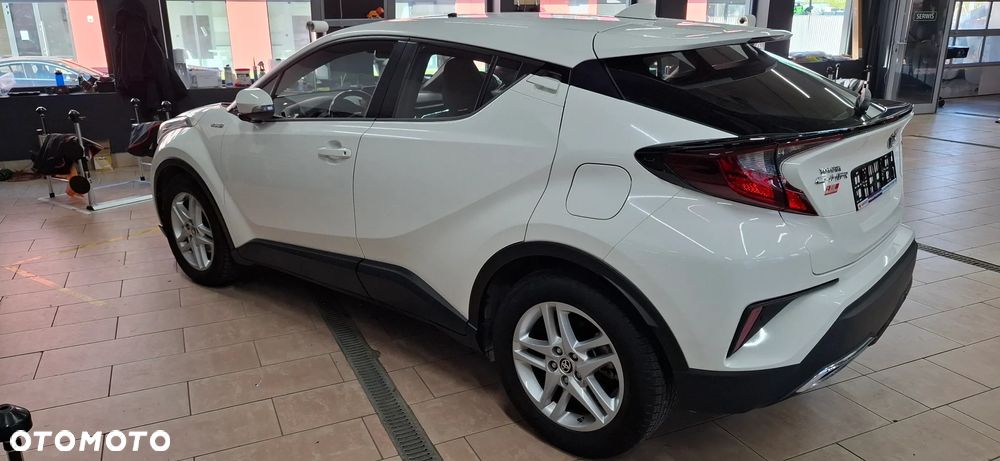 Toyota C-HR 2.0 Business-Edition - 33