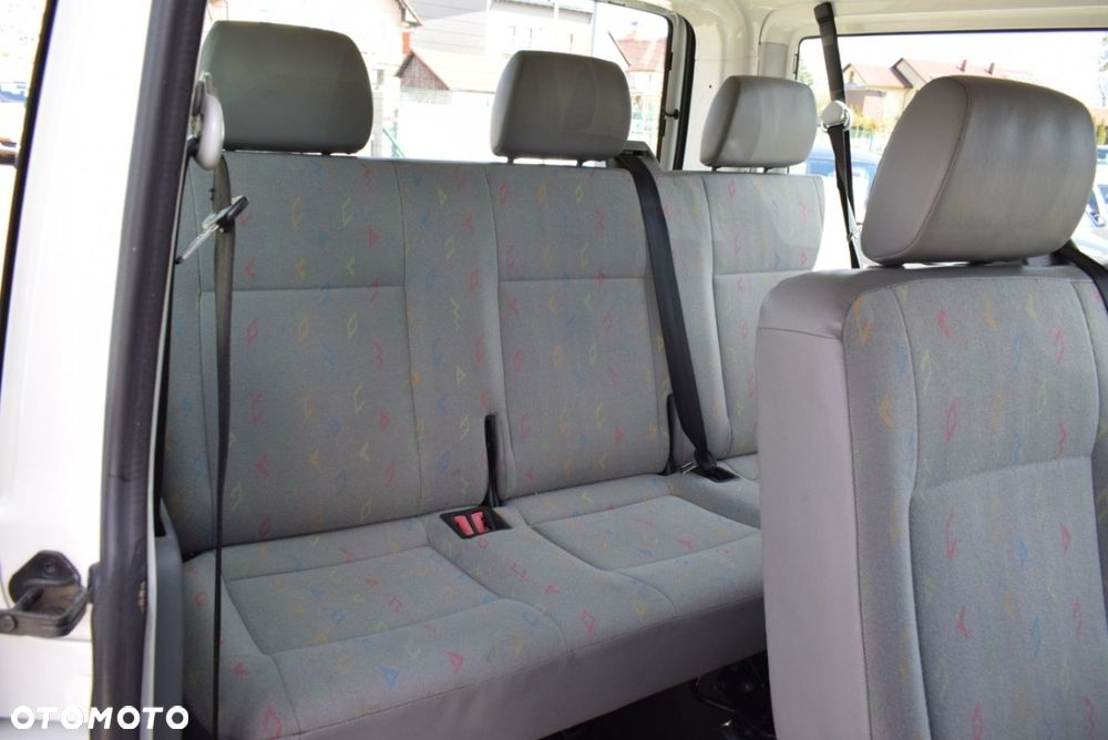Volkswagen Transporter - 19