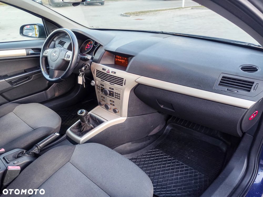 Opel Astra 1.6 Cosmo - 11