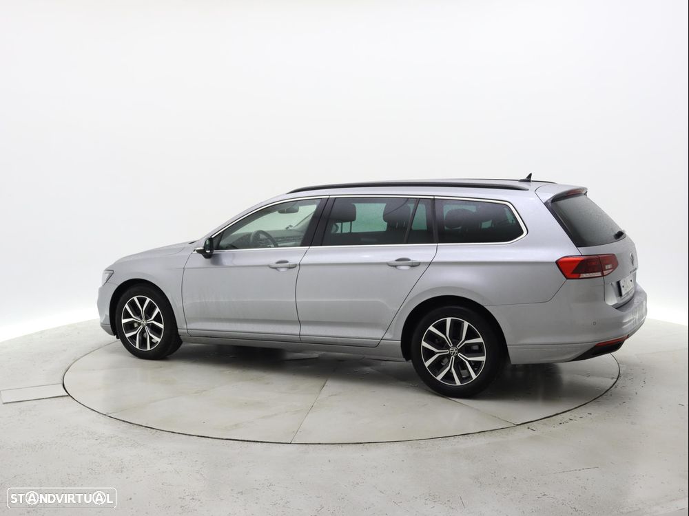 VW Passat Variant 2.0 TDI Business DSG - 3