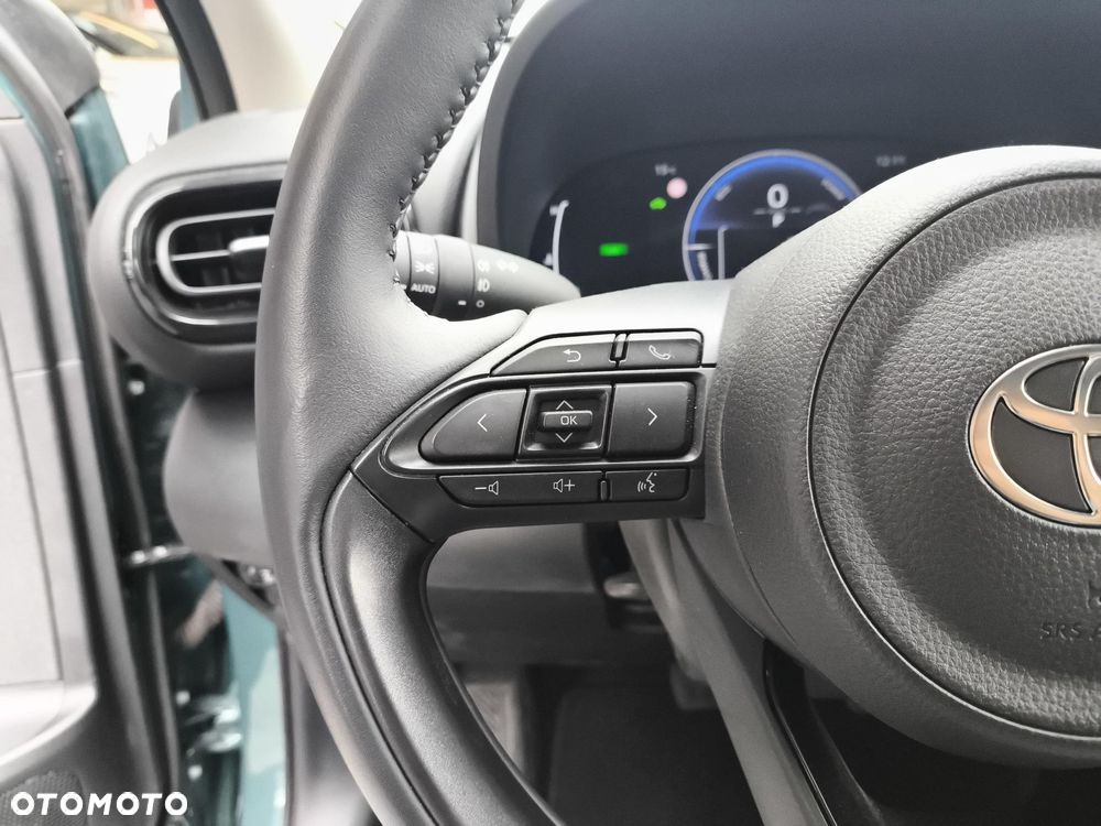 Toyota Yaris Hybrid 1.5 Style - 16