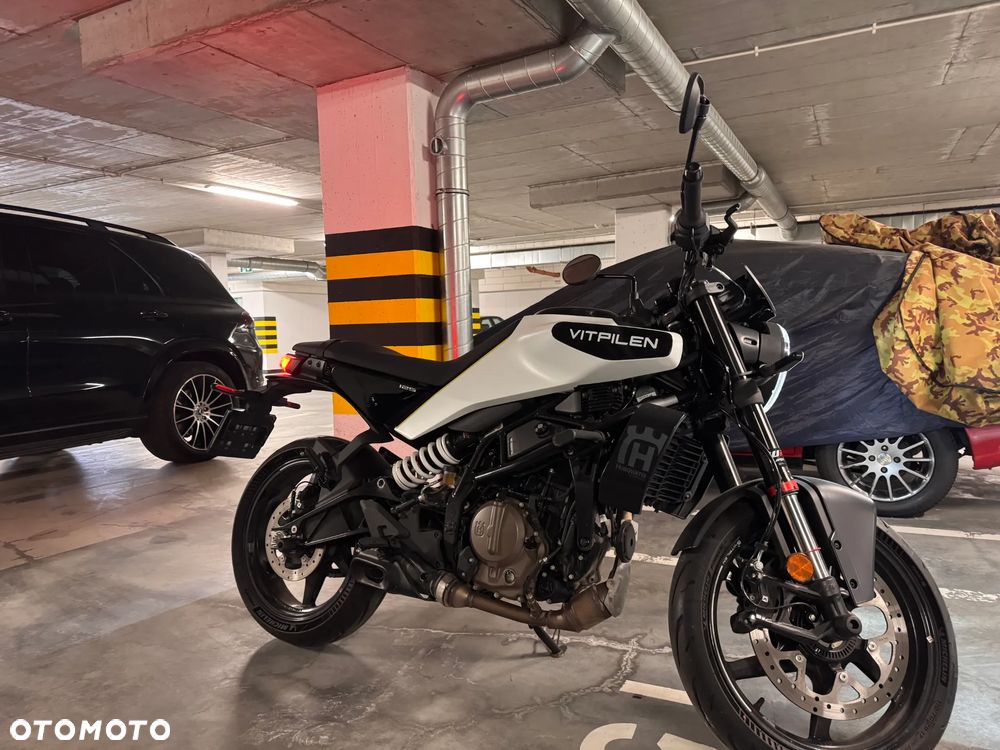 Husqvarna Vitpilen - 16