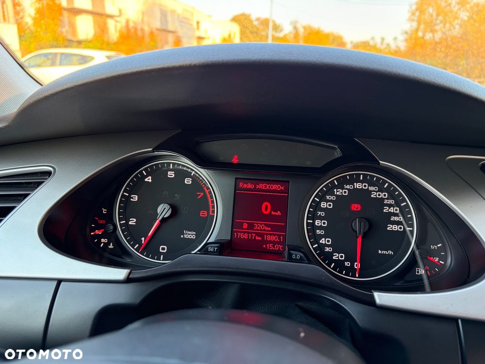 Audi A4 Limousine - 28