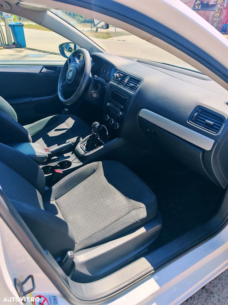 Volkswagen Jetta 1.6 TDI CR DPF Trendline - 5