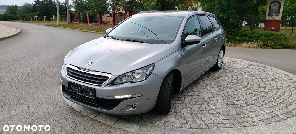 Peugeot 308 - 13