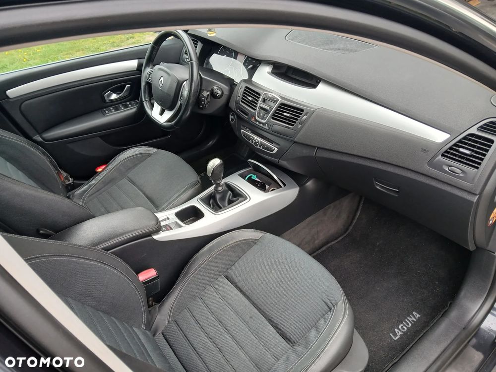 Renault Laguna - 11