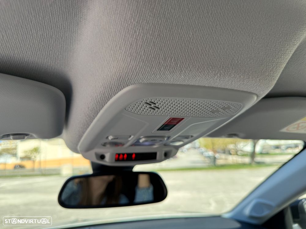 Opel Corsa-e Elegance - 32