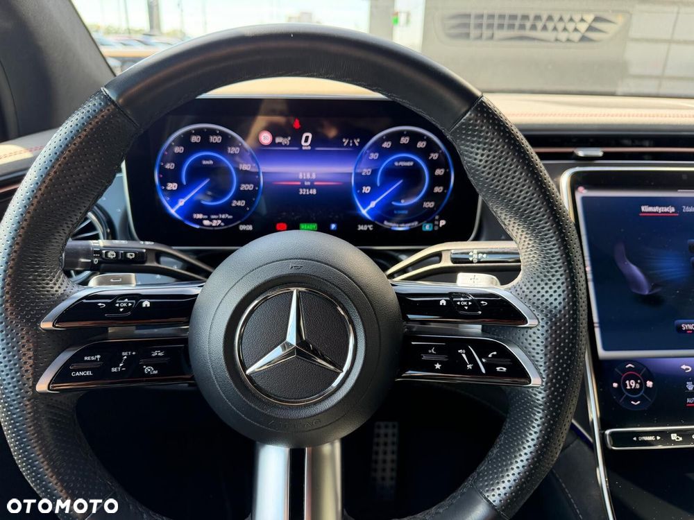 Mercedes-Benz EQE - 10