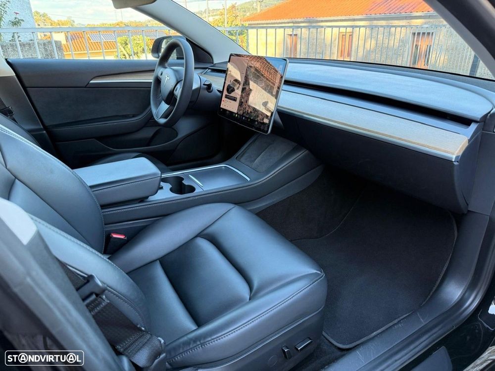 Tesla Model 3 Tração Traseira - 29
