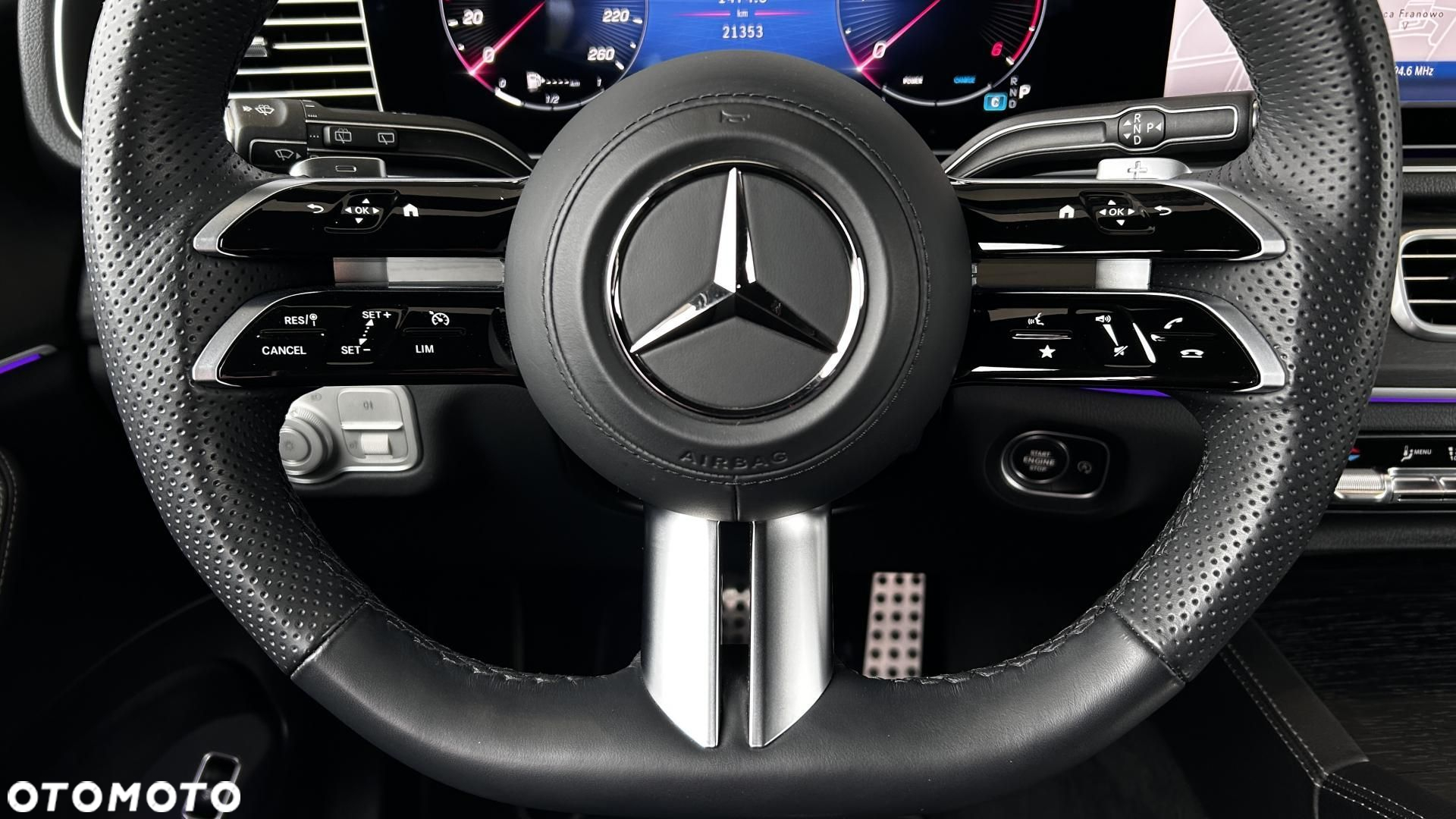 Mercedes-Benz GLE - 15