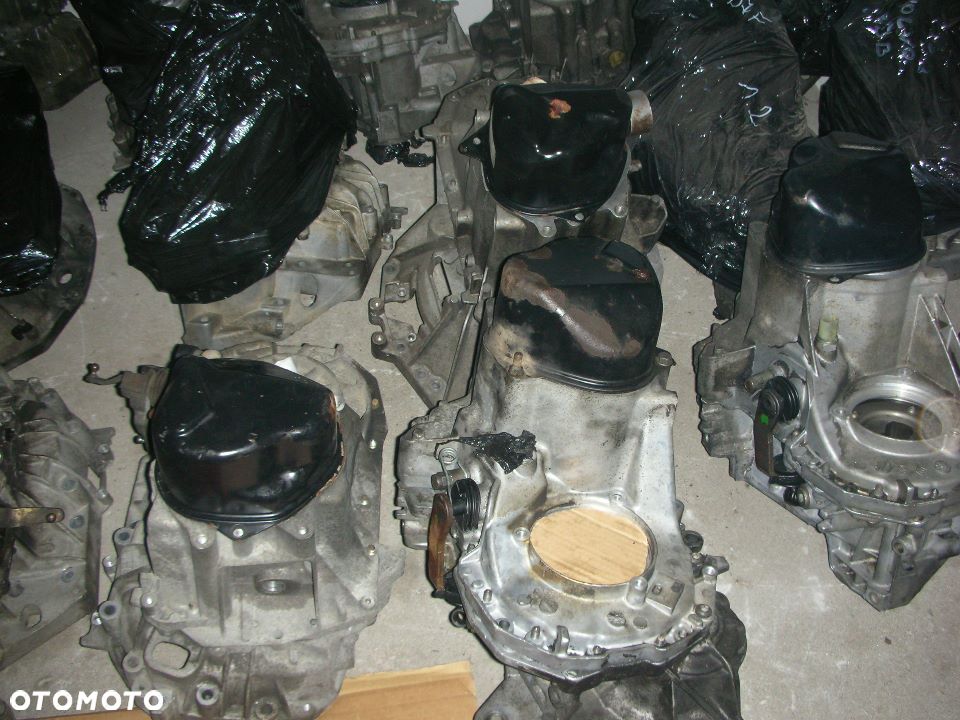 Skrzynia biegów renault 1.2 1.4 1.6 1.8 2.0 1.9 dci dti  1.5 dci jb3 jc5 jr5 jh3 - 1