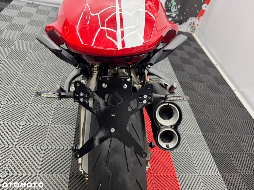 Ducati Monster - 22