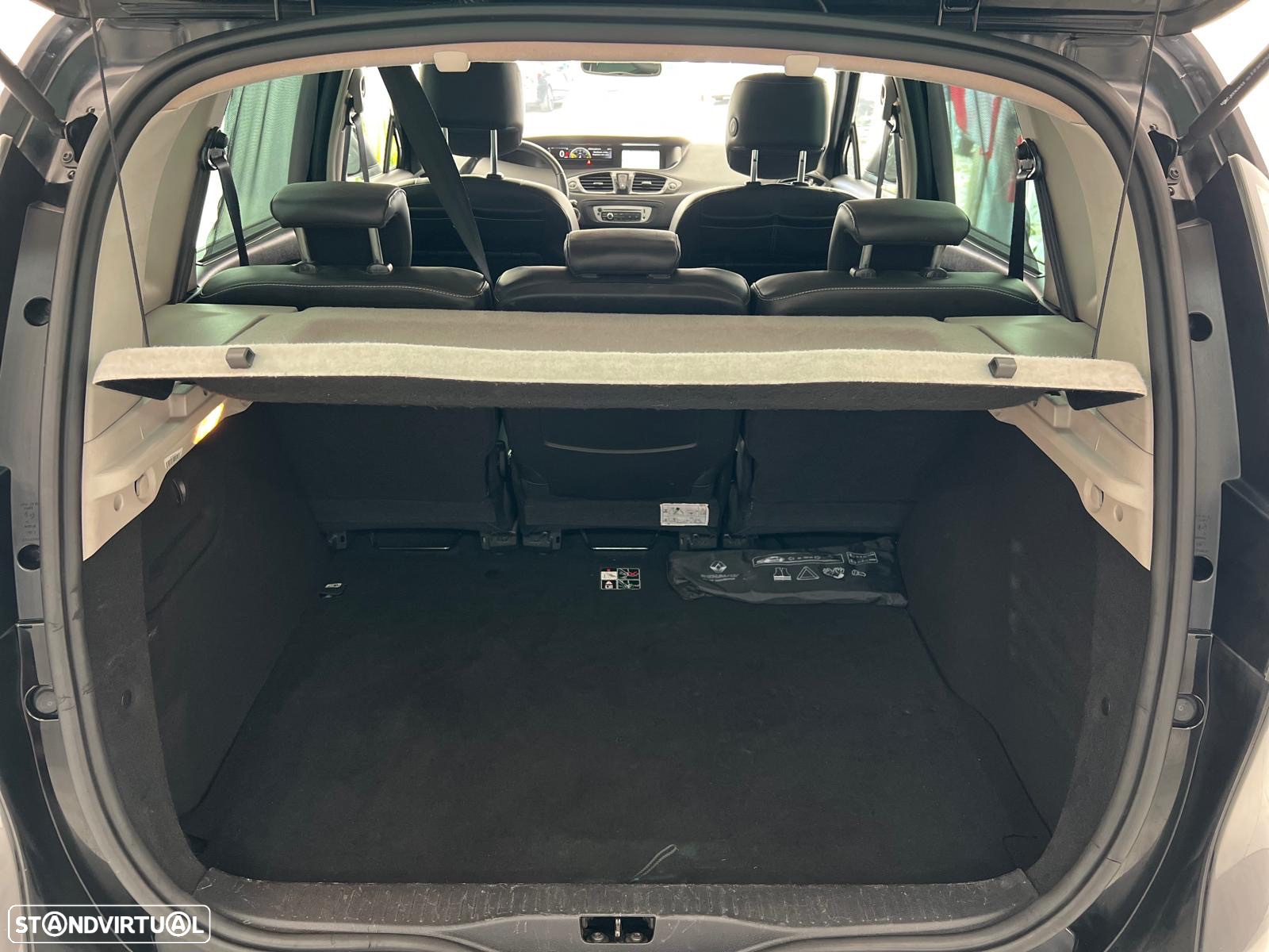 Renault Scénic 1.5 dCi Exclusive SS - 25