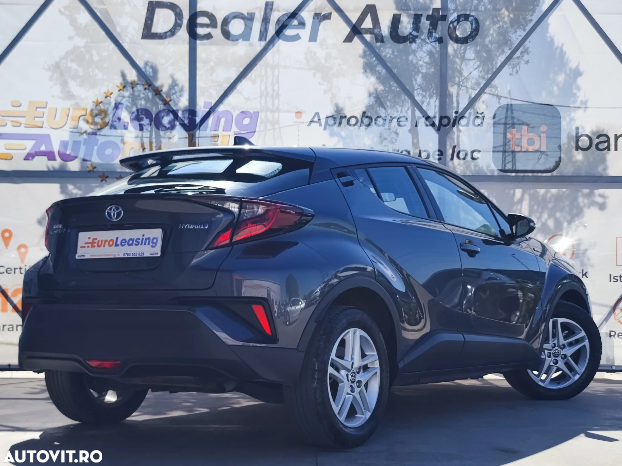 Toyota C-HR - 7