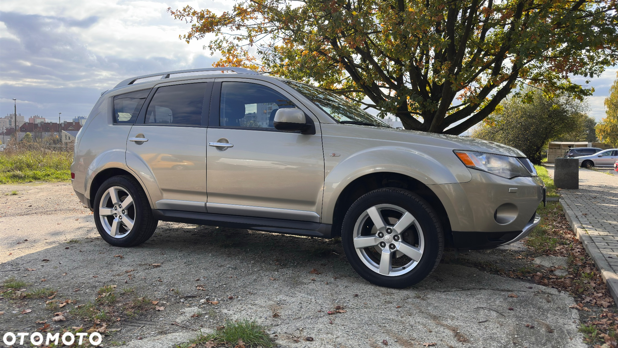 Mitsubishi Outlander 2.0 DID Intense + - 2