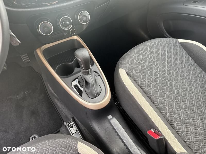 Toyota Aygo X 1.0 VVT-i Style CVT - 12