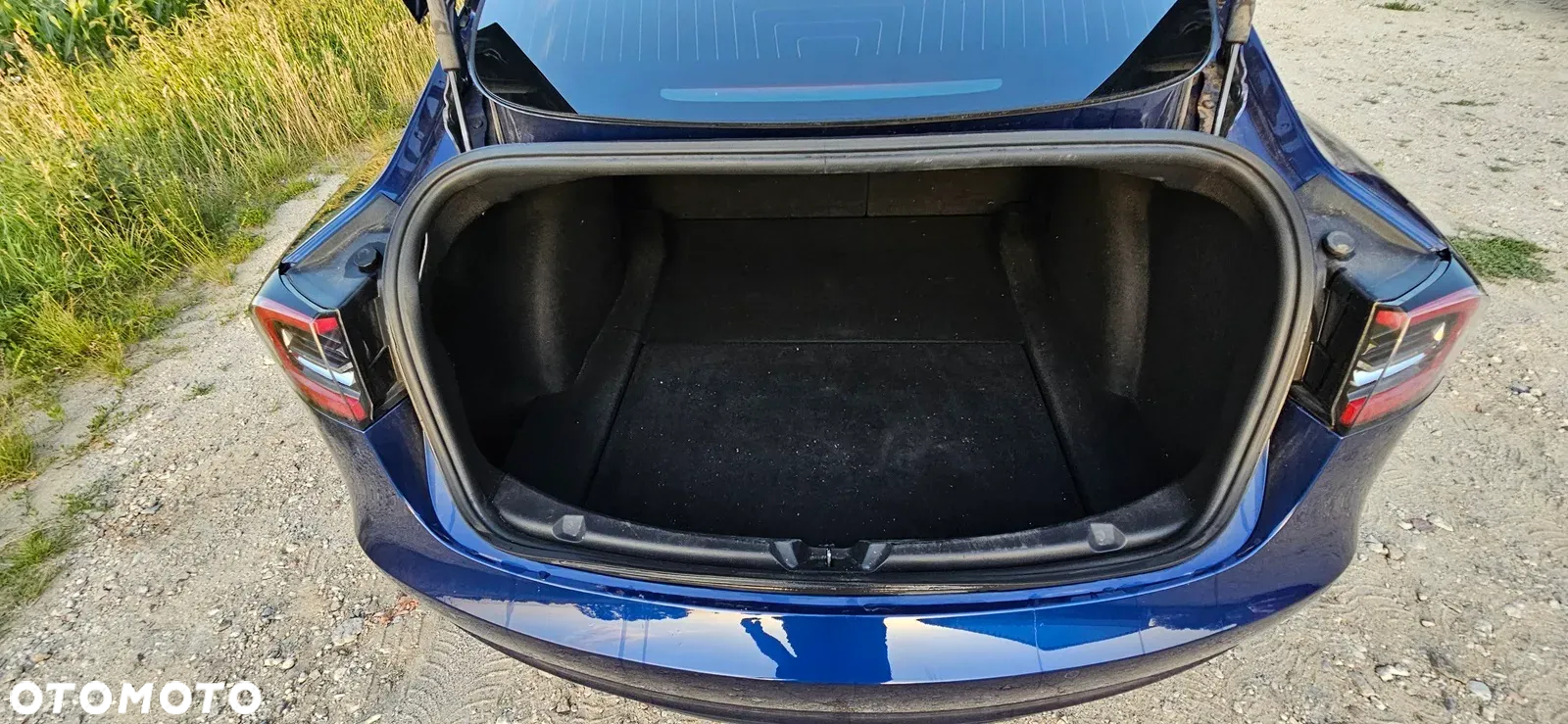 Tesla Model 3 Langstreckenbatterie Allradantrieb Dual Motor - 17