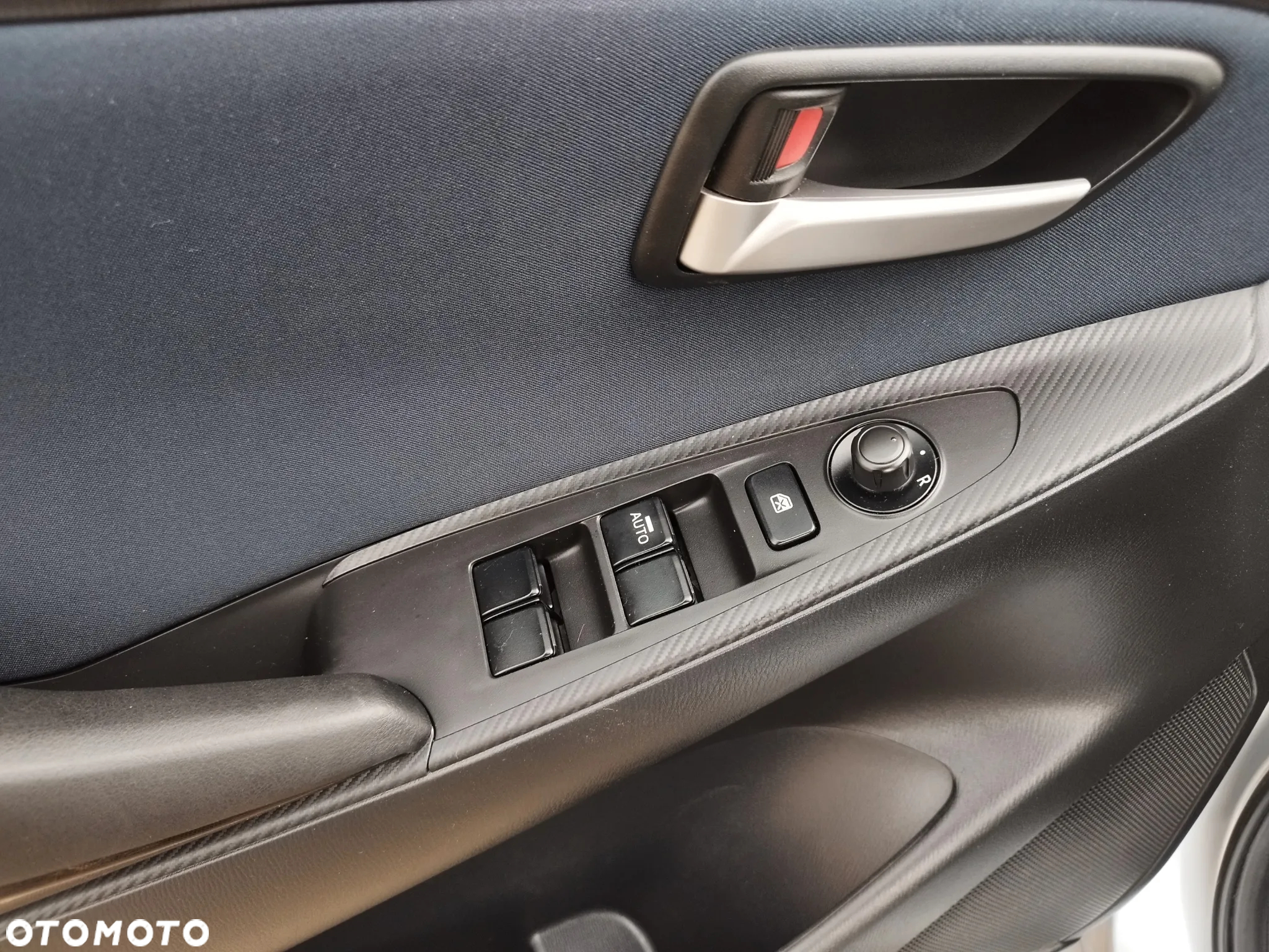 Mazda 2 SKYACTIV-G 75 Center-Line - 17