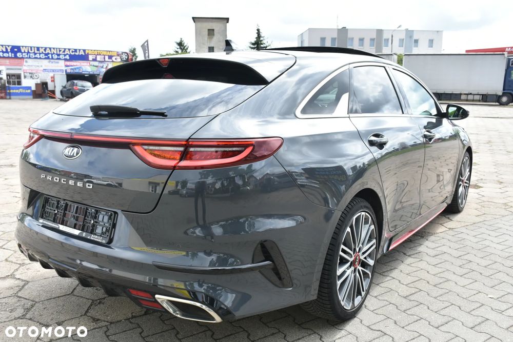 Kia ProCeed 1.6 T-GDI DCT7 OPF GT - 12