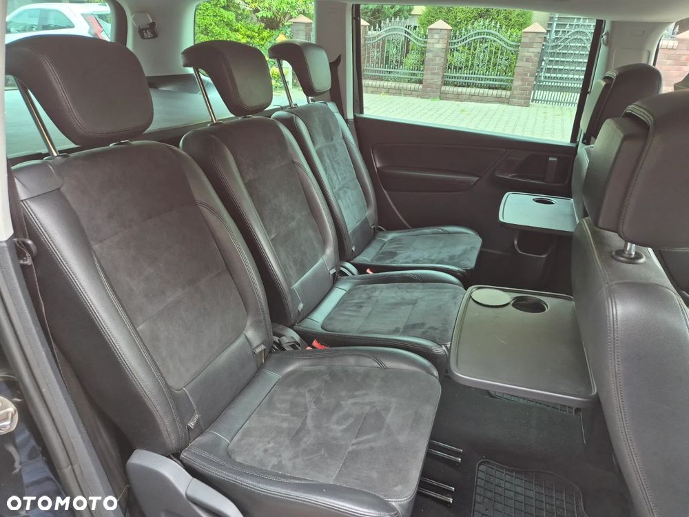 Volkswagen Sharan 2.0 TDI Highline DSG - 9