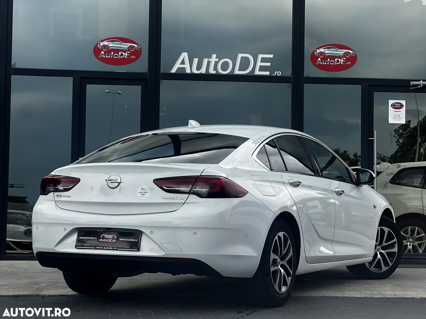 Opel Insignia - 4