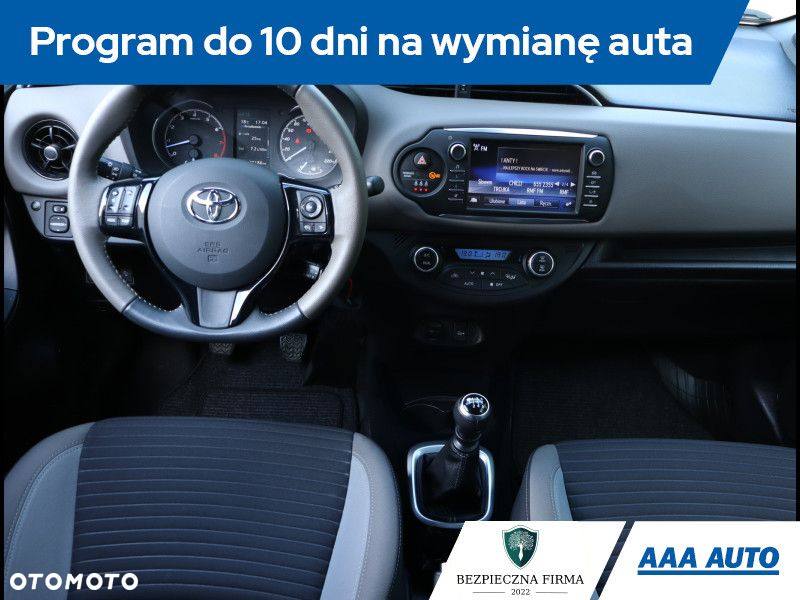 Toyota Yaris - 8