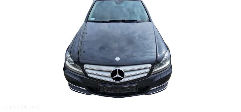 MERCEDES W204 LIFT MASKA / POKRYWA SILNIKA W KOLOR: 183 - 1