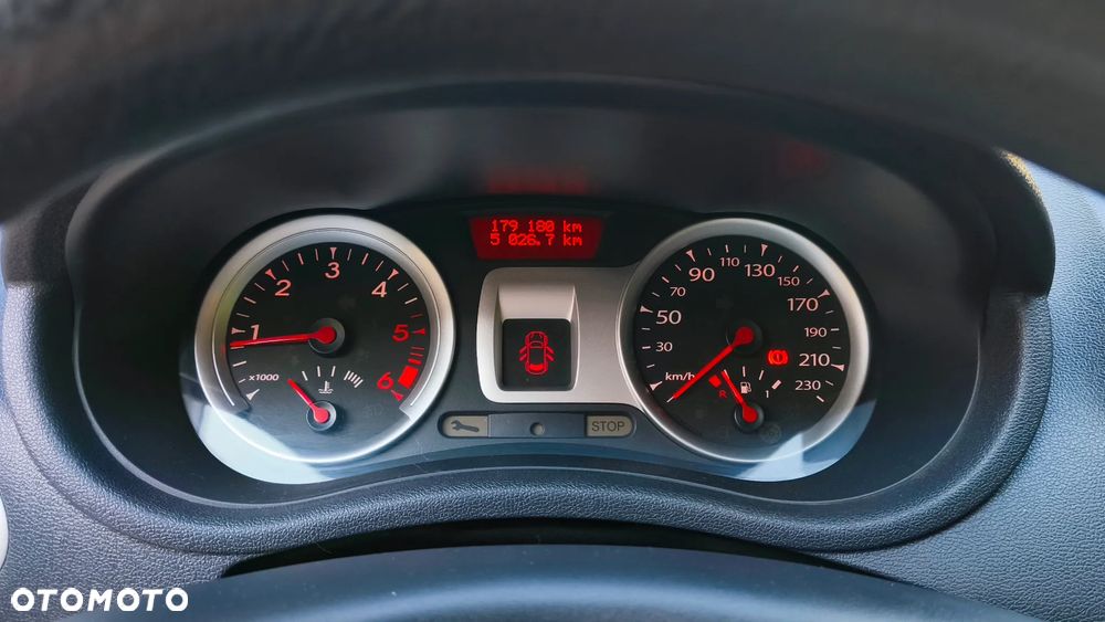 Renault Clio - 9