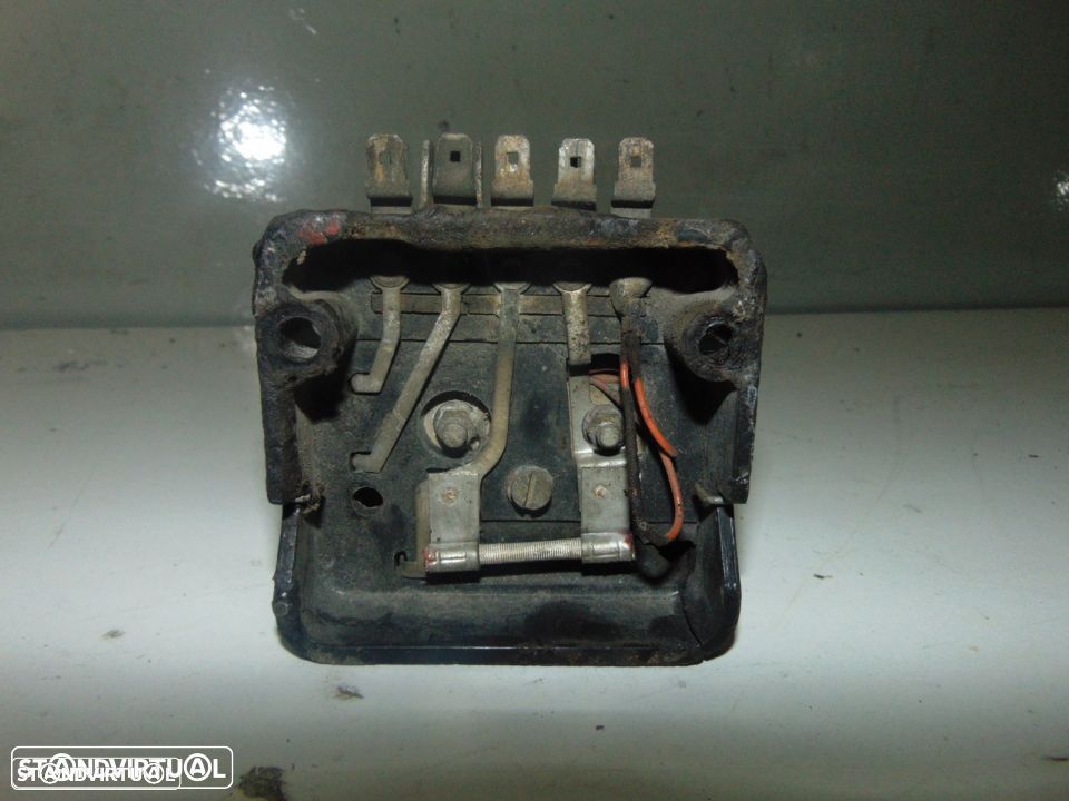 antigos e classicos regulador de voltagem 12 V - 3