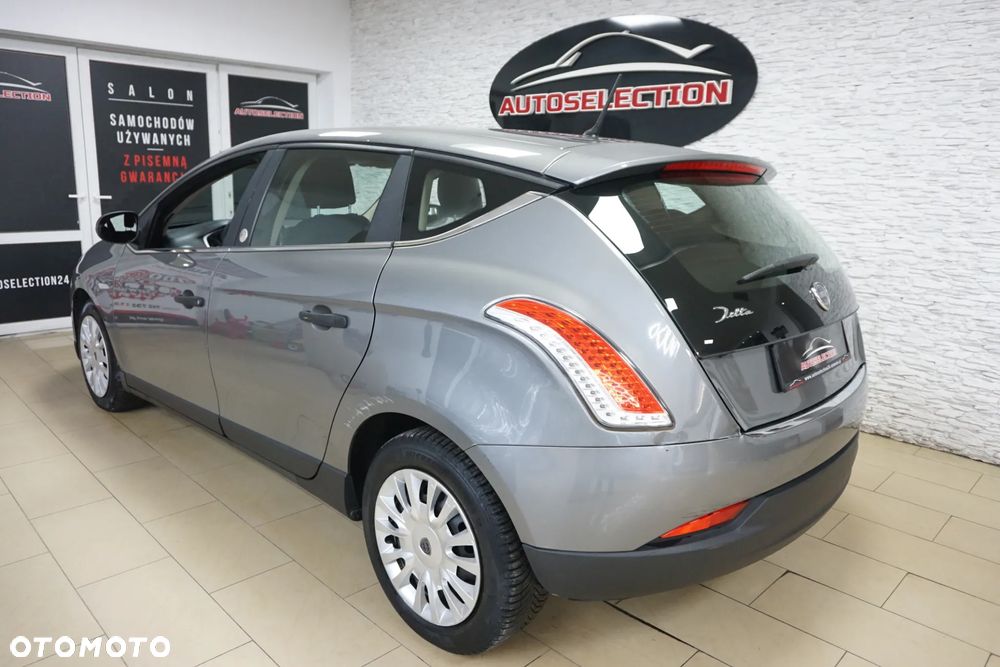 Lancia Delta 1.4 T-Jet Silver - 10