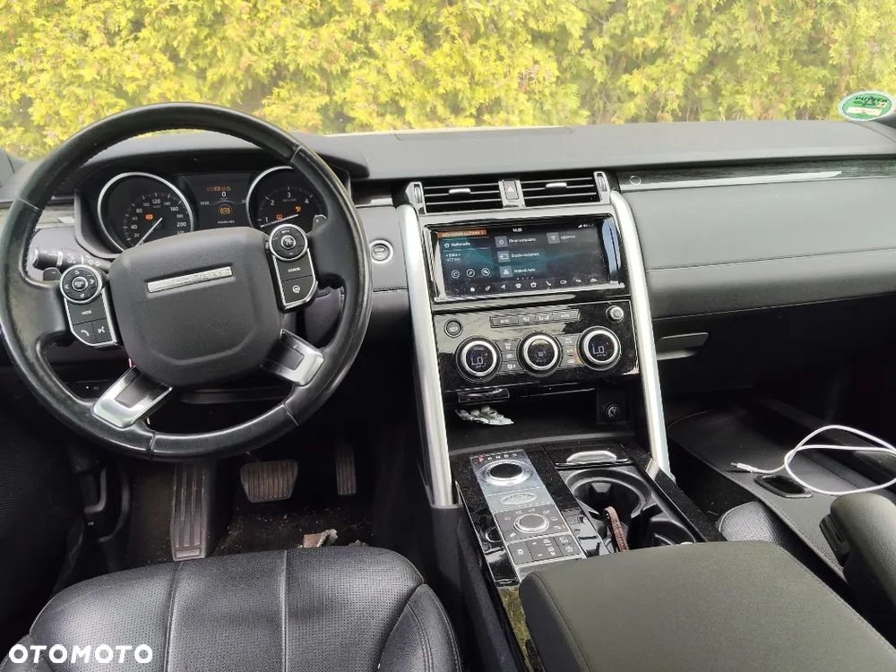 Land Rover Discovery 3.0 TD6 HSE - 6