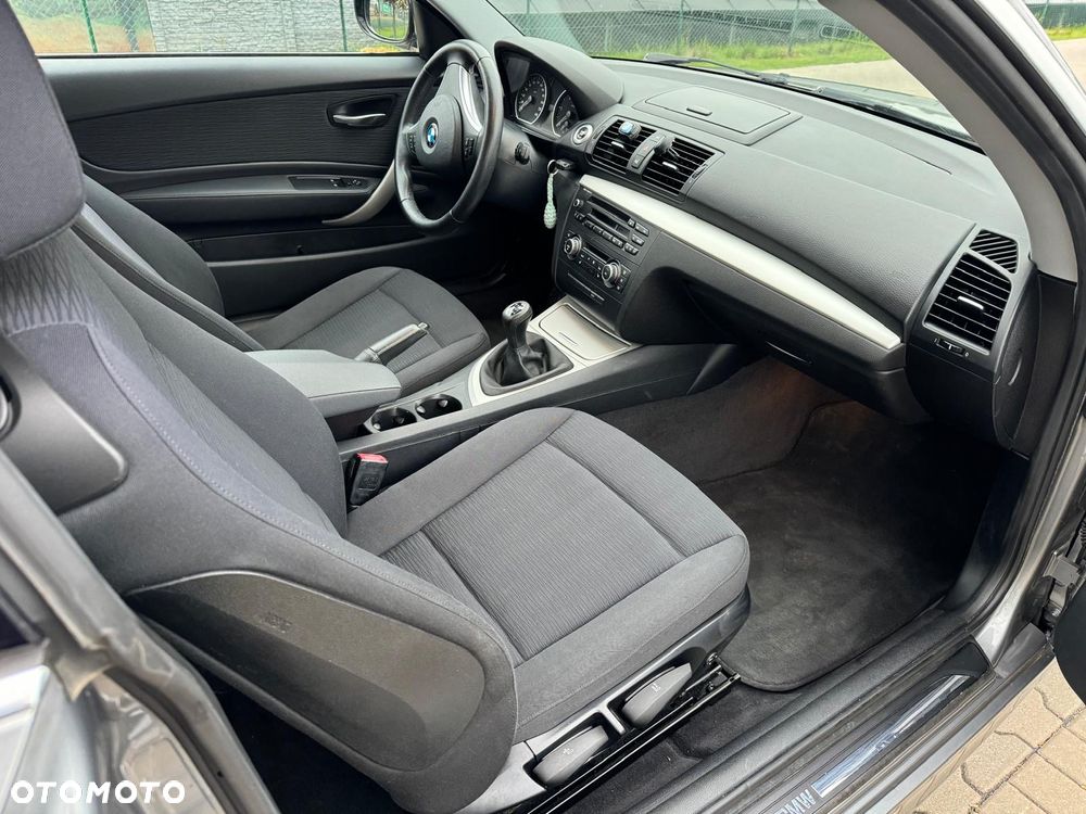 BMW Seria 1 118d - 16