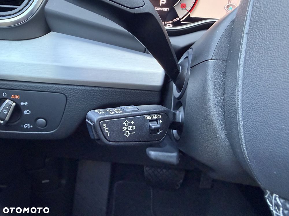 Audi Q5 50 TFSIe quattro S tronic S line - 30