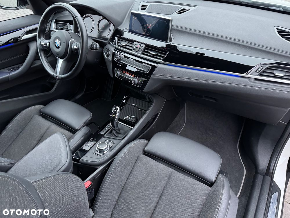 BMW X1 sDrive18d xLine sport - 16