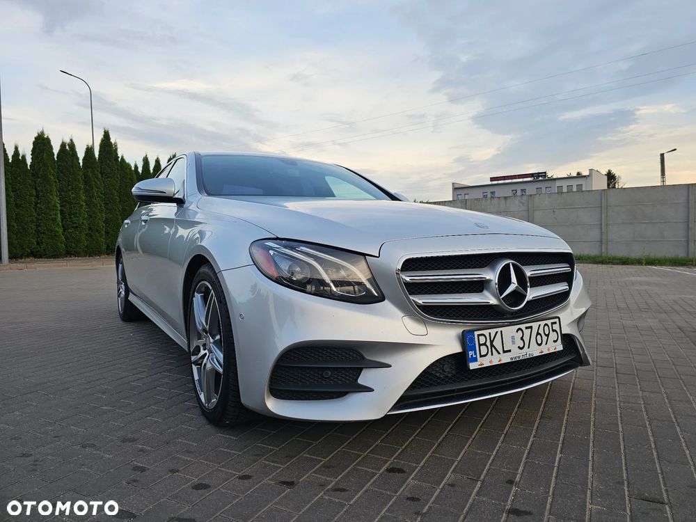 Mercedes-Benz Klasa E 300 9G-TRONIC AMG Line - 11