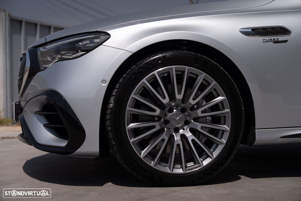 Mercedes-Benz E 53 AMG Hybrid 4Matic+ - 31