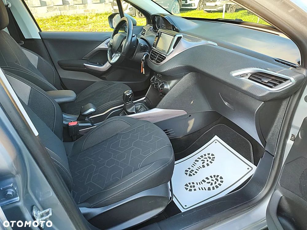 Peugeot 2008 1.2 Pure Tech Active - 25
