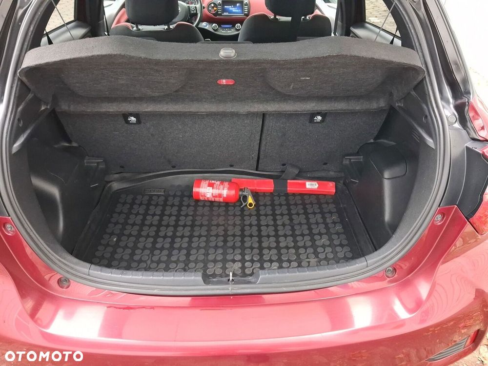 Toyota Yaris - 11