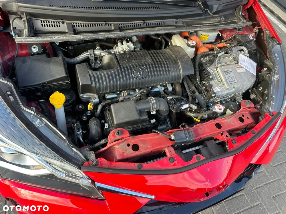 Toyota Yaris Hybrid 100 Active EU6 - 22