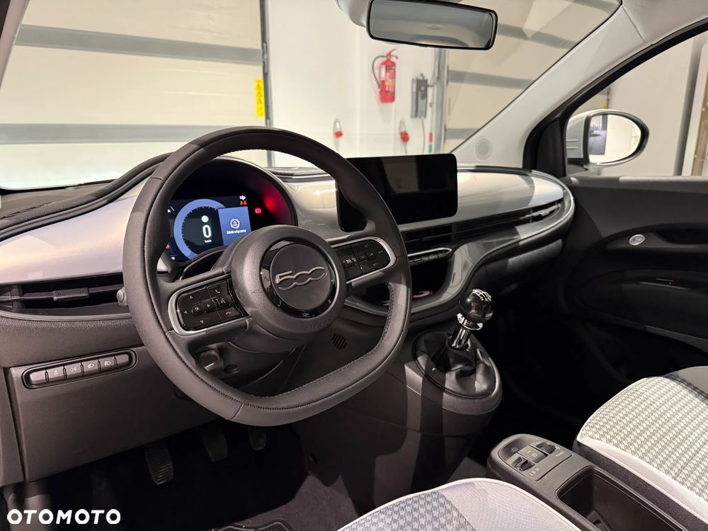 Fiat 500 1.0 Hybrid - 12