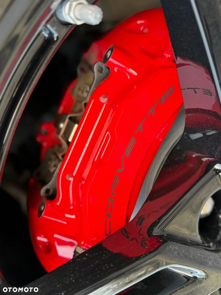 Chevrolet Corvette - 28