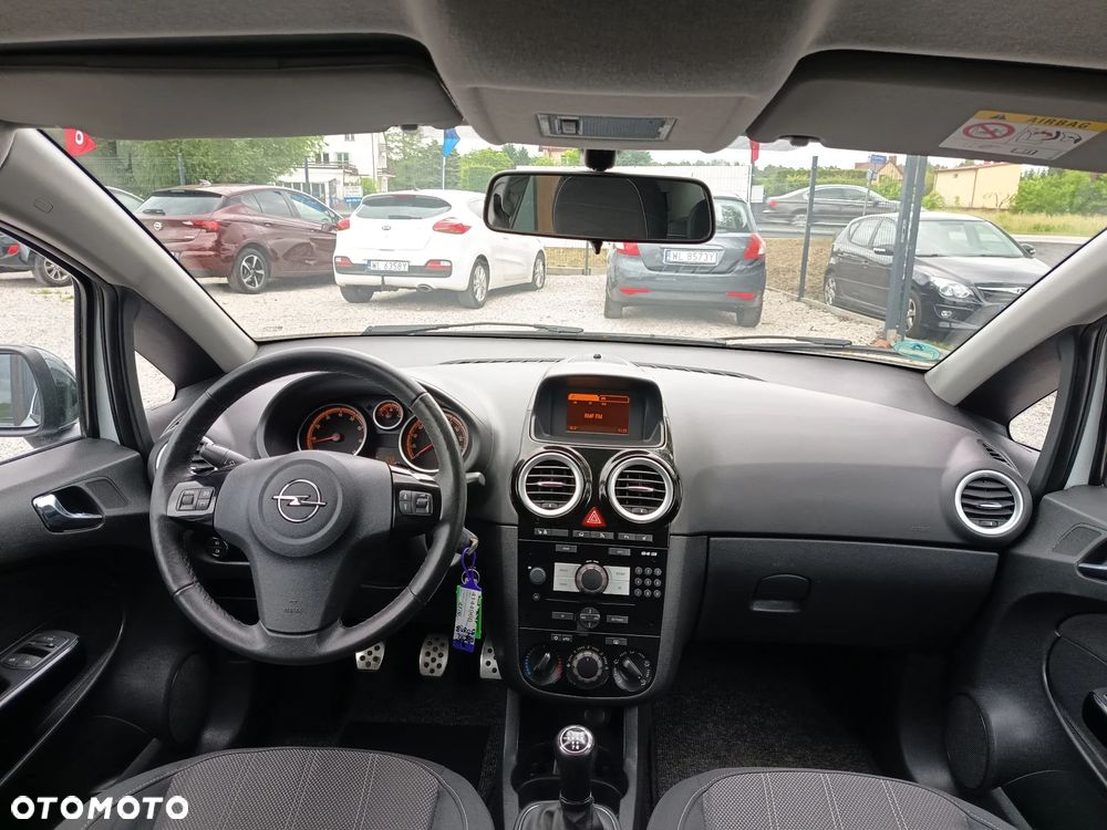 Opel Corsa 1.4 16V Active - 20